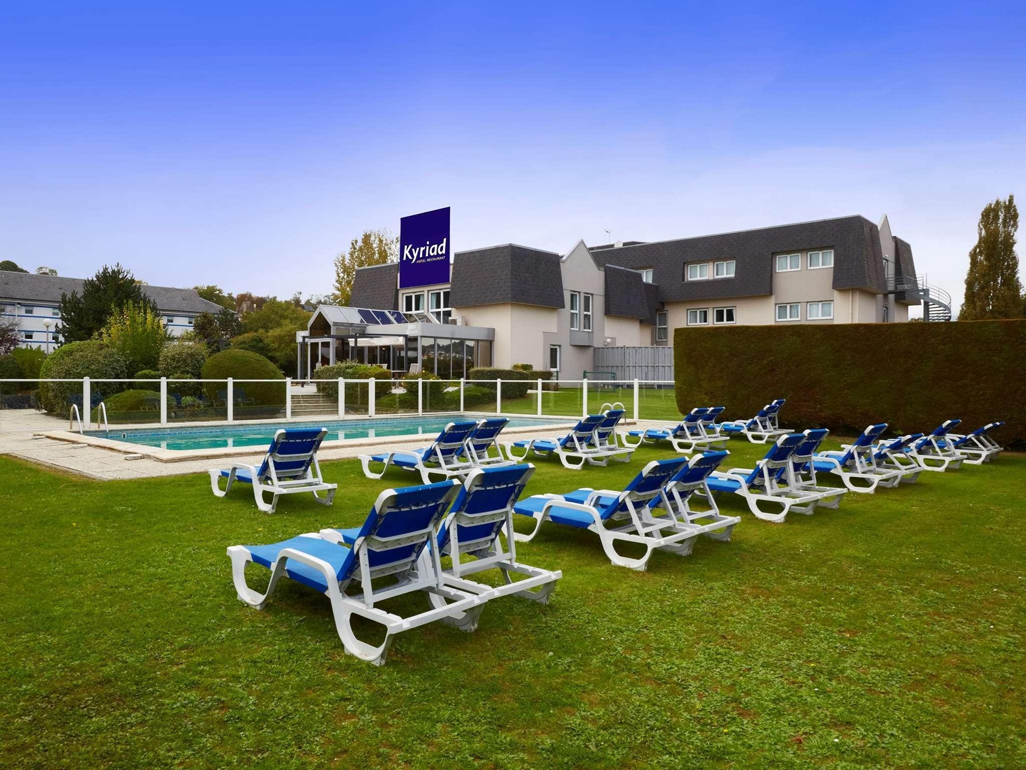 Kyriad Deauville - St Arnoult Сент-Арну Екстер'єр фото